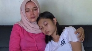 Dipulangkan Karena Isu Keperawanan, Gubernur Jatim Siapkan Pendampingan Psychosocial Untuk Shalfa